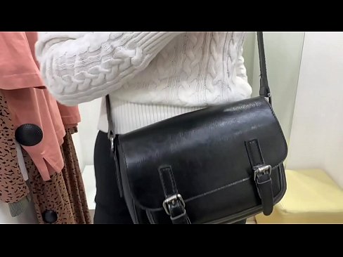 ❤️ Masturbim publik i kurvës së re FeralBerry me një dildo në dhomën e montimit ❤❌ Porno vk në sq.sex78.ru